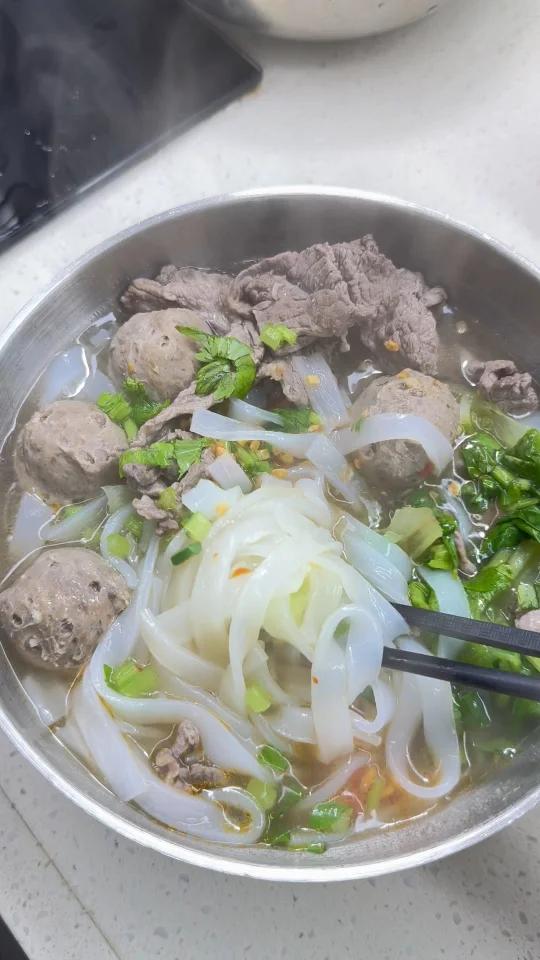 5分钟搞定简单低卡超美味的牛肉汤河粉