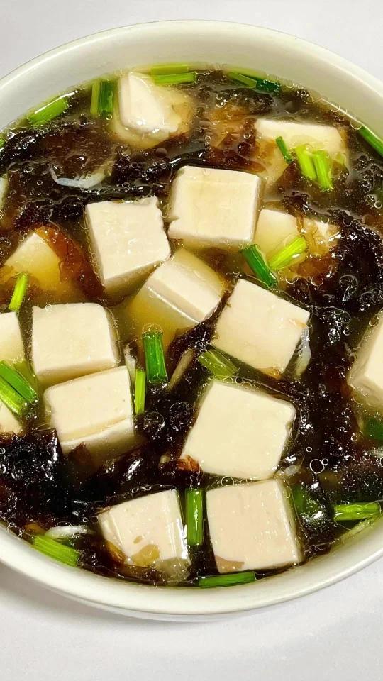 这个汤真的鲜!家里有产妇的一定要试试