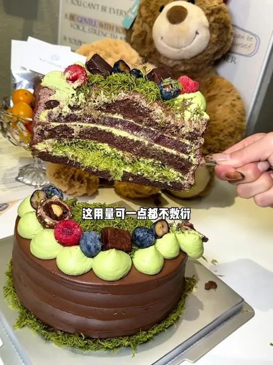 在石家庄!99!吃到了迪拜巧克力蛋糕!好好吃啊啊啊啊啊 巧克力脑袋冲!迪拜巧克力蛋糕 贝壳