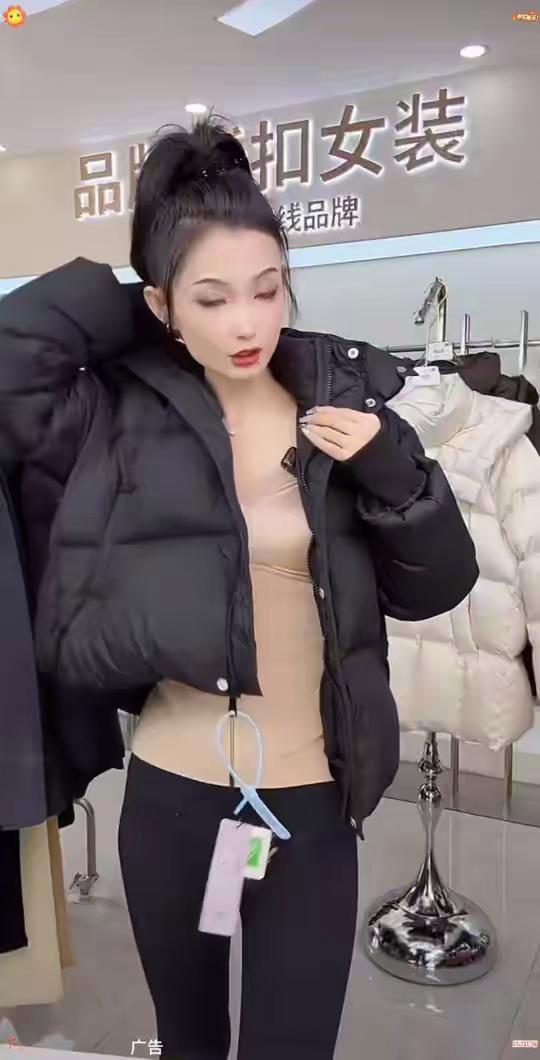 短款棉服2025 冬季新款连帽小个子面包服韩版宽松加厚棉衣外套#外套 #秋冬穿搭 #面料柔