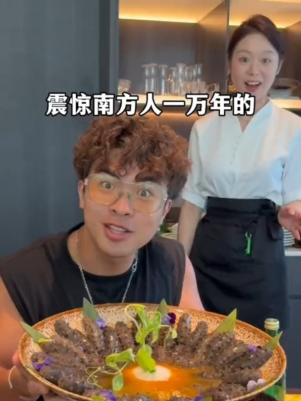 国内海鲜自助天花板 1899块_位,澳洲龙虾等各种高端食材随便造!