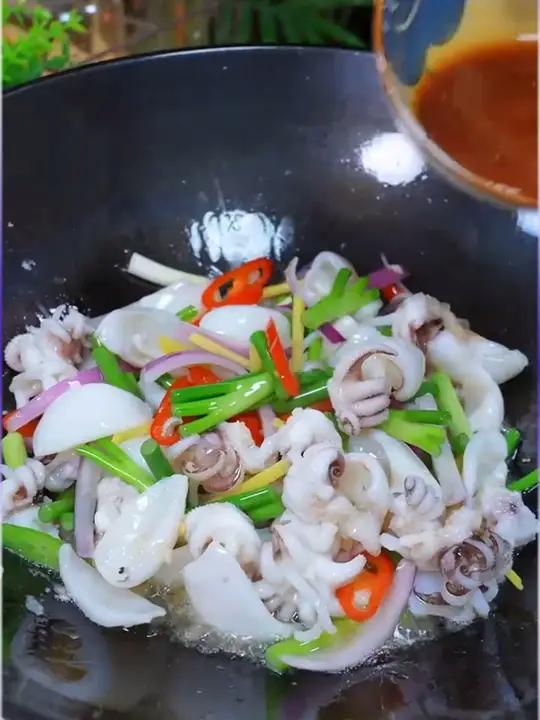 视频同款 你肯定没吃过这个小墨鱼仔,口感跟鲜活的一样,没有泡发,又脆又鲜甜~ 墨鱼仔 不花