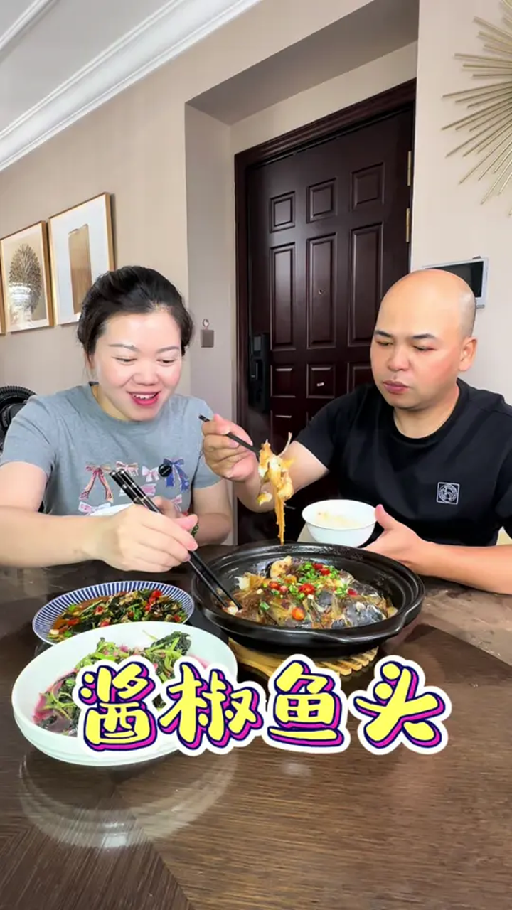 这样烧出来的鱼头,酱香浓郁真的特别好吃!