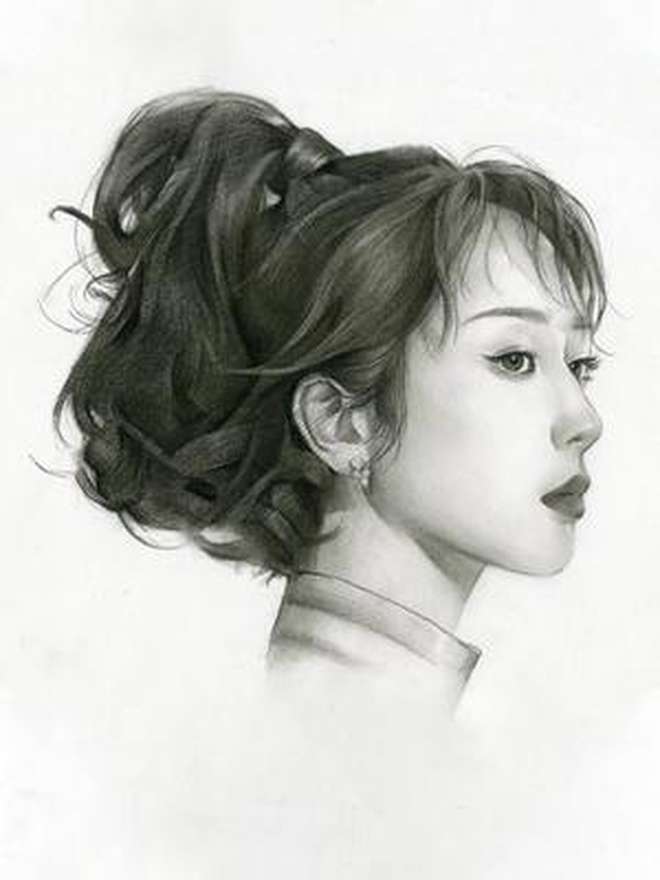 我喜欢画头发,画了一个高马尾,分享给你呀 画画 绘画 素描 原创 日常瞎画 画渣日常