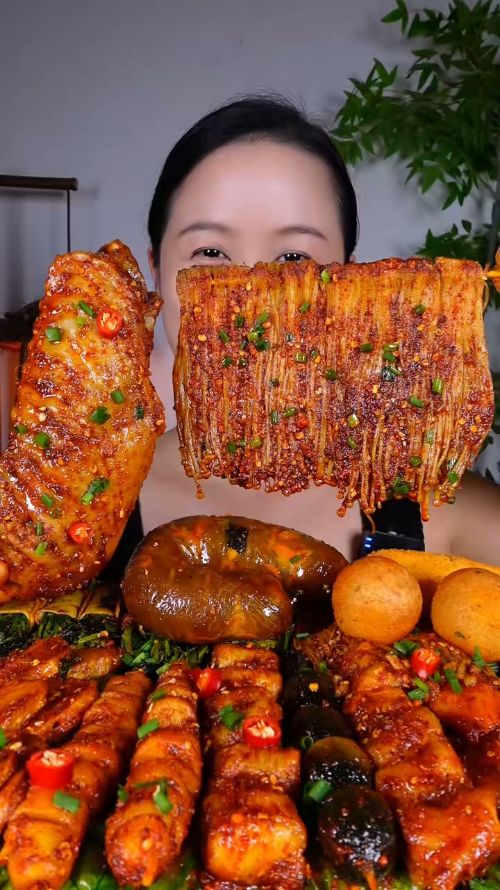 炸串来啦！火鸡翅金针菇等真的太好吃了
