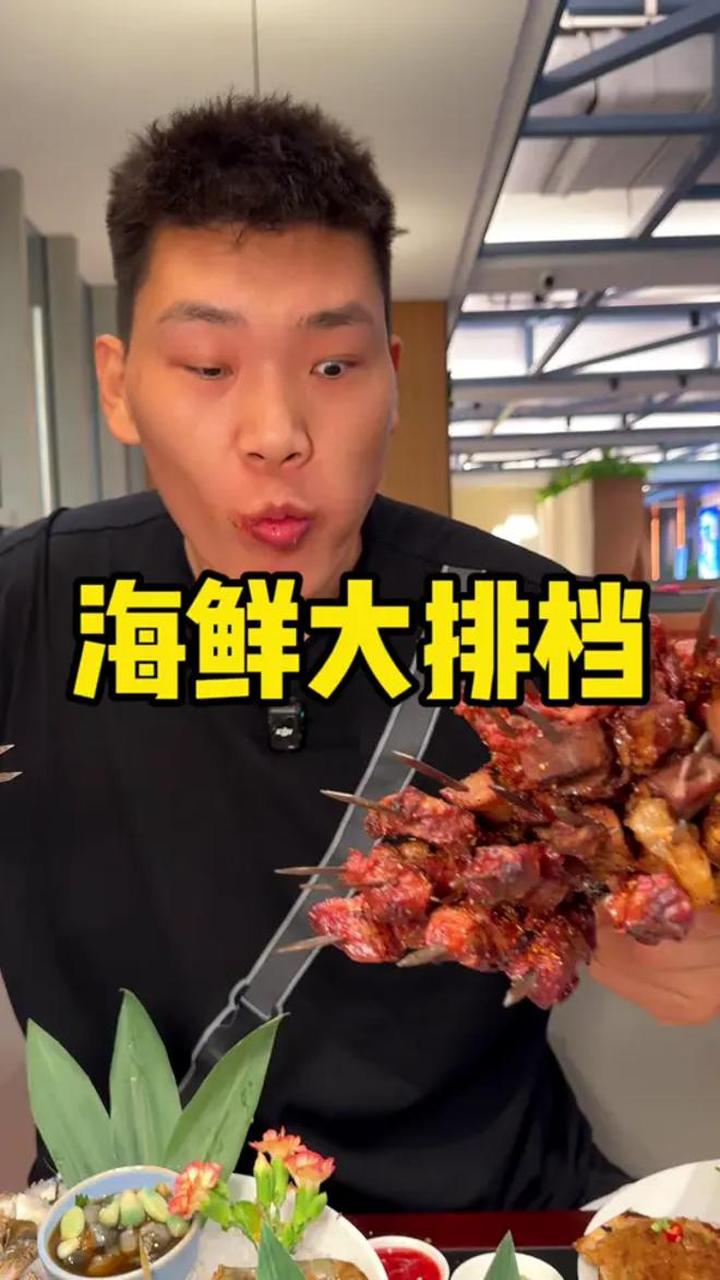 海鲜大排档,来大连不吃海鲜,难道来吃炒饭么