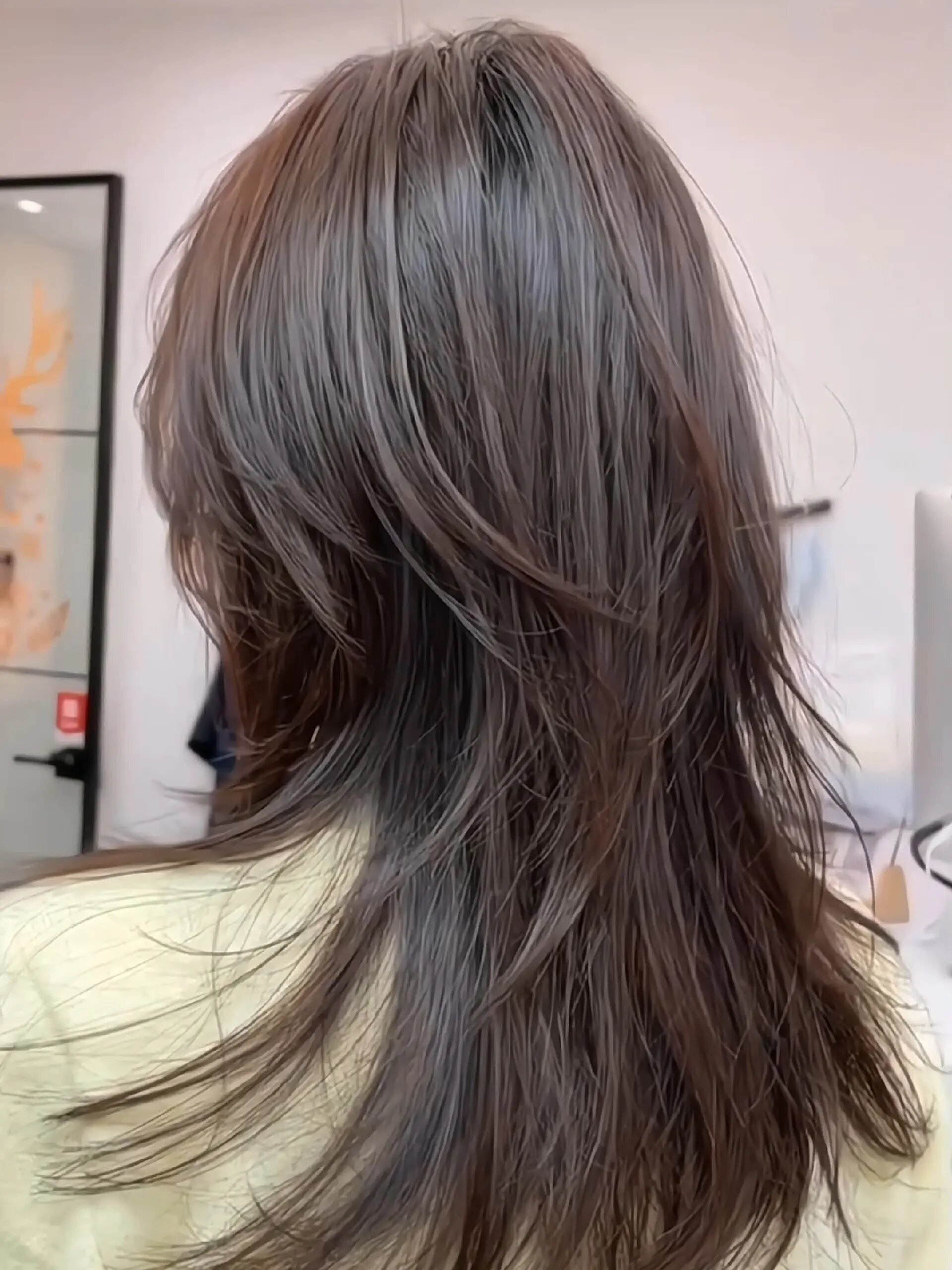 酷酷女生都无法拒绝的发型|高层次鲻鱼头