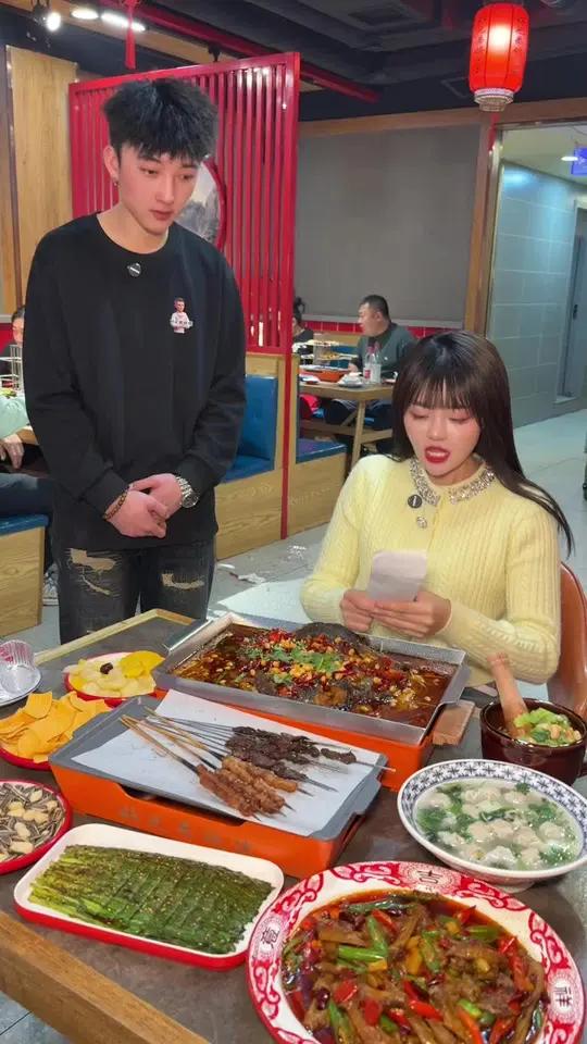 真的是一家怎么吃都吃不够串儿店