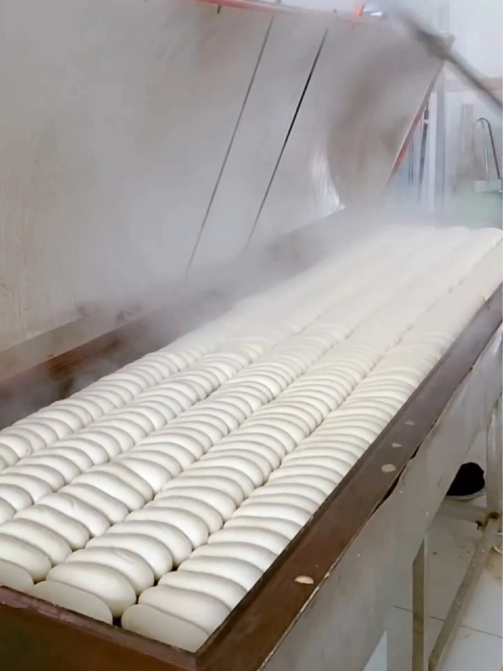 蒸烤一体馒头锅贴机 铁锅馒头机