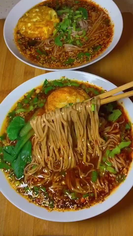 美食大集 夜宵来碗酸汤面,做法简单,开胃又好吃~