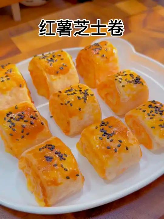 又发现了手抓饼新吃法，红薯芝士卷外皮酥脆里面软糯香甜，小朋友很爱吃