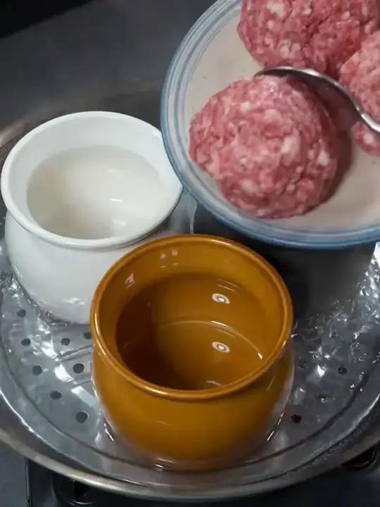 家里有老人小孩爱喝瓦罐汤,要多吃这个山药肉未蒸蛋!做法简单,每周做几次汤鲜味美,孩子爱喝