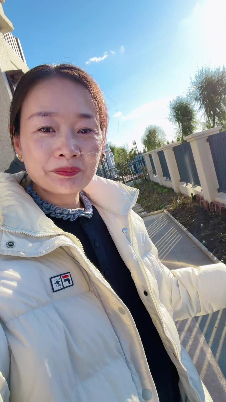 安徽姑娘在东北首见甜菜熬出的糖稀,似麦芽糖味