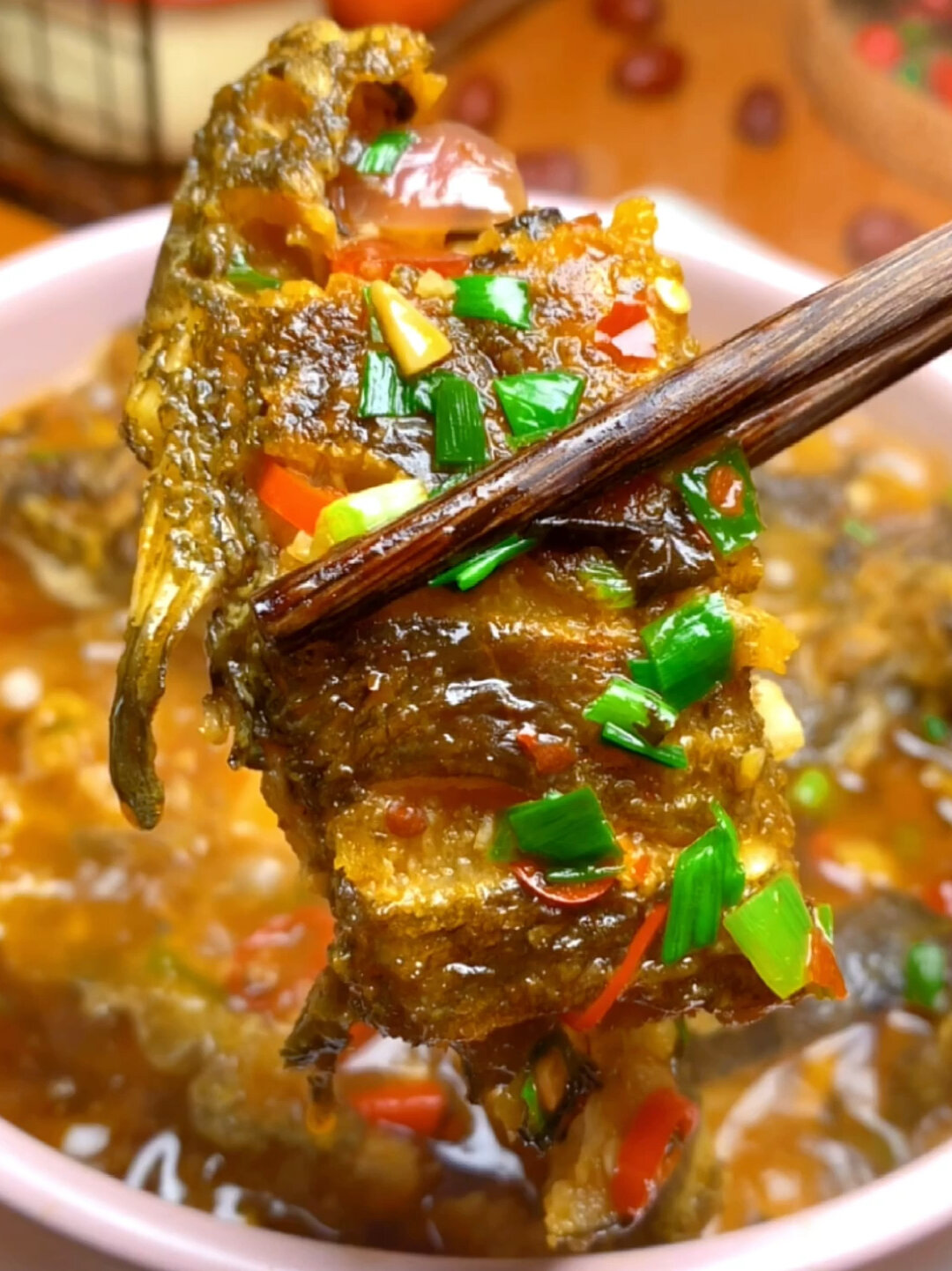 干锅紫苏黄骨鱼焖豆腐