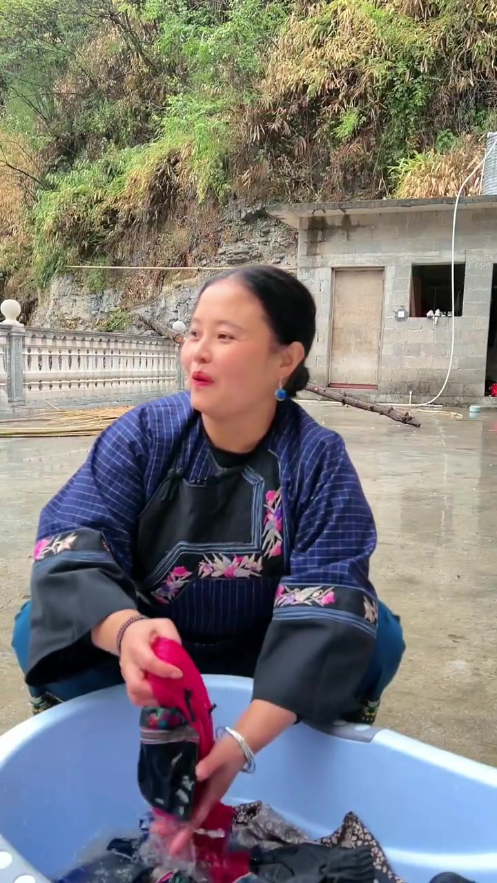 湘西名菜,包谷酸炒腊肉,从小吃到大,你吃过吗?