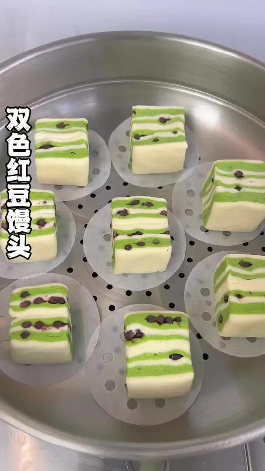 做法简单一看就会！好看又好吃的双色红豆馒头！#面食教程#花样面食#紫薯馒头#中式面点#春天