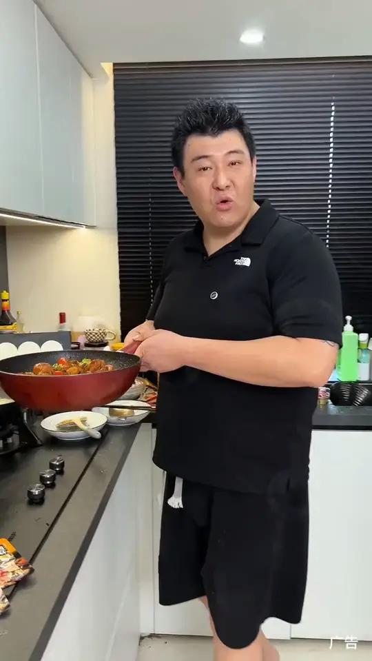 孩子特别喜欢吃的黄焖鸡咱们在家做非常简单 味道也比外面卖的好吃太多了 黄焖鸡 黄焖鸡米饭 