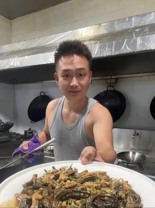野生黄鳝小鱼 来个雪菜烧野生黄鳝,小鱼 大暑消夏美食天花板做菜我是认真的美食制作分享家常菜