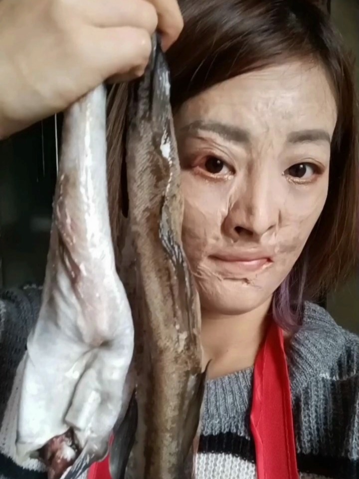 宝贝说要吃棒棒鱼,给他做了,他说很好吃!