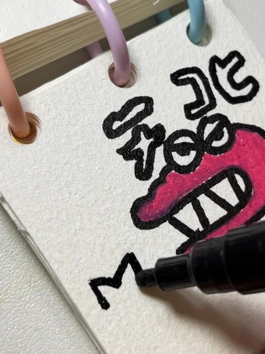 沉浸式画蜡笔小新最喜欢吃的鳄鱼饼干