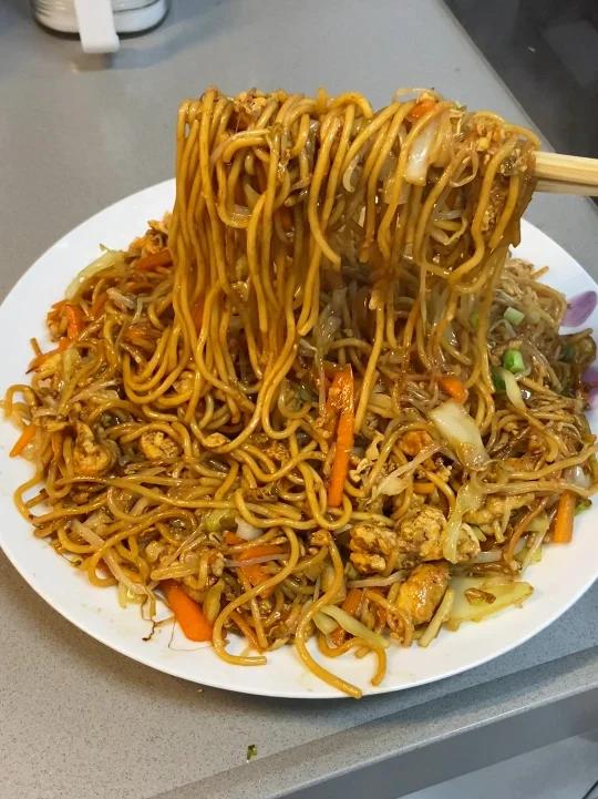 在家做超有锅气的炒面!再也不用跑大排档吃!