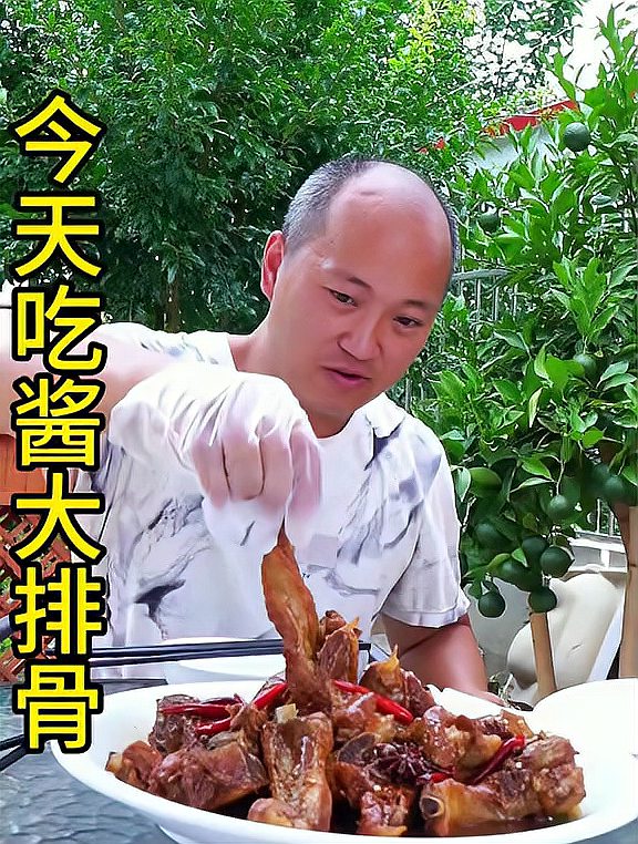 趁孩子在家，试试这道酱排骨！老人小孩都喜欢