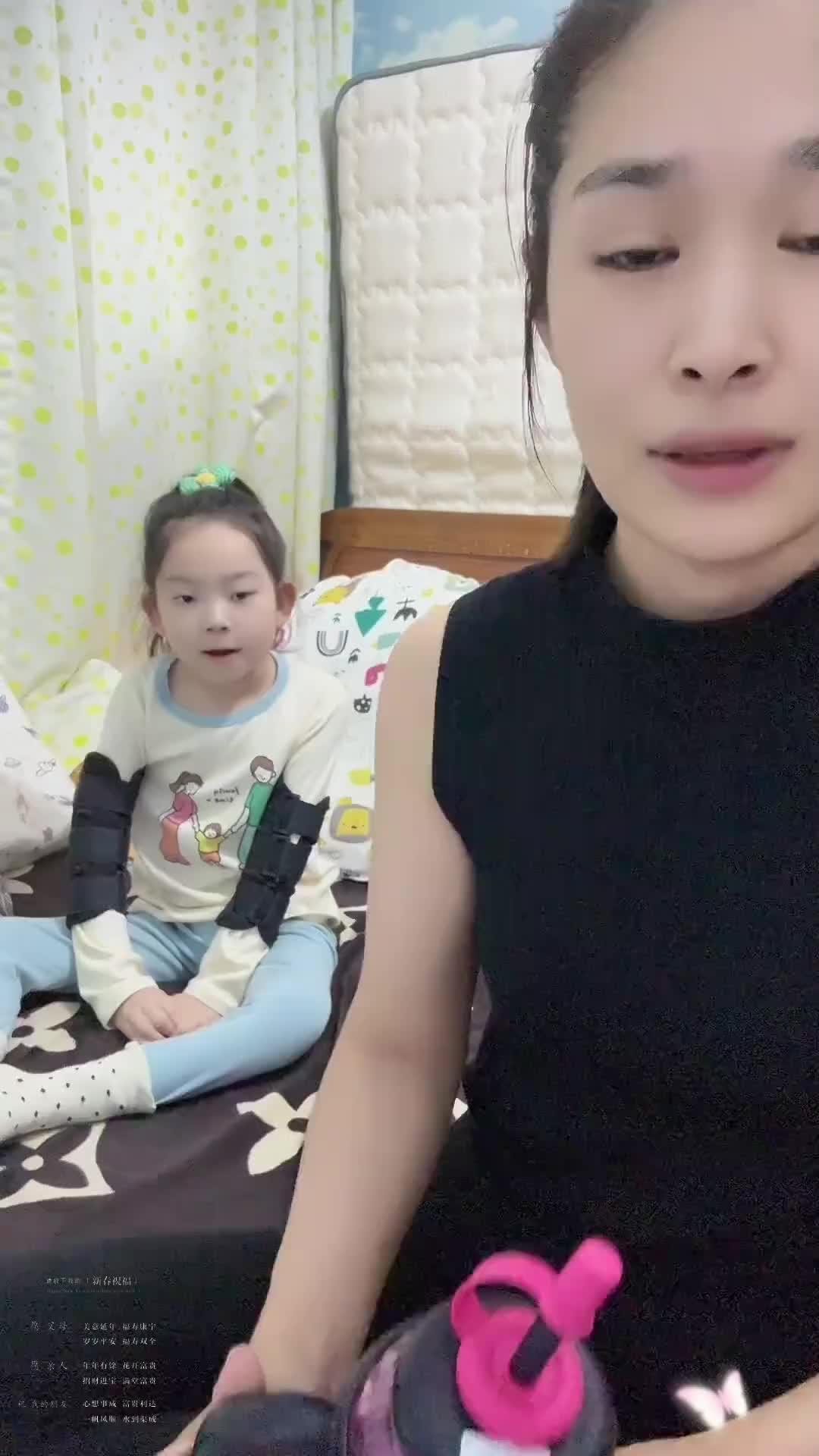 新款大容量高颜值夏季塑料杯,奶茶杯,幸运肚肚杯,可爱风带吸管杯 夏天真的很需要这个水杯 网