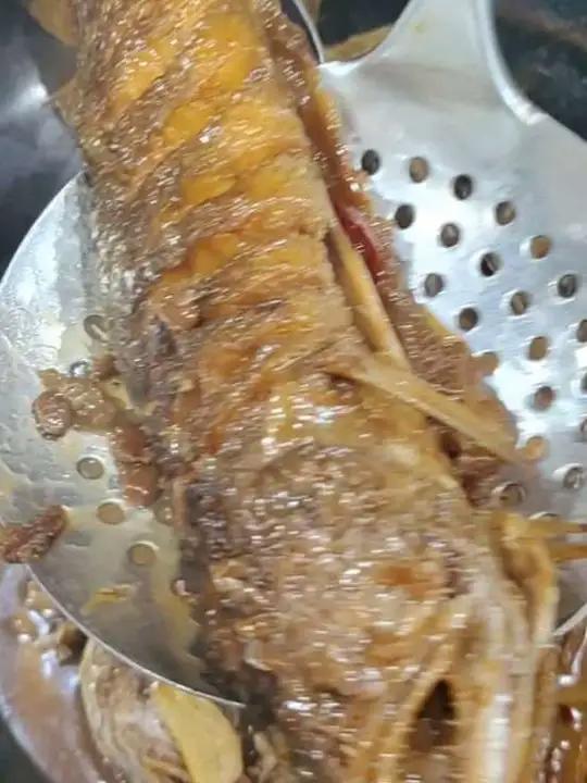 黄花鱼 这是一种深海鱼 无刺多肉 美味可口 营养丰富