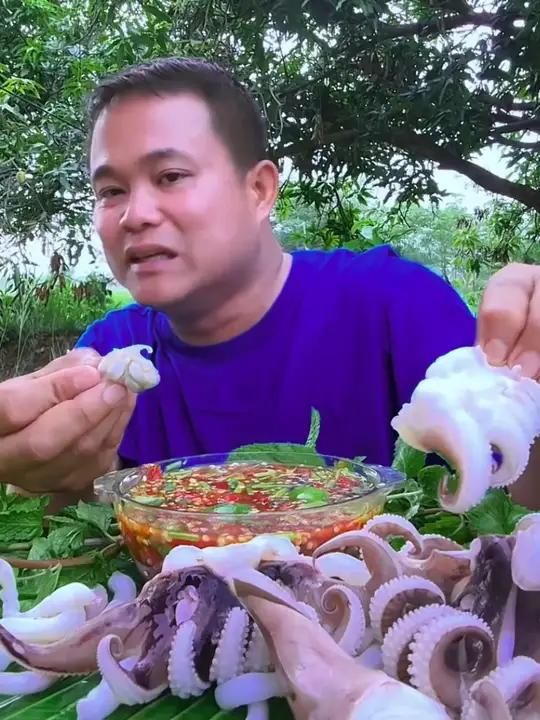 泰式酸辣蘸水脆口冰镇墨鱼须 创作人计划泰国大叔泰国美食内容启发搜索种草激励计划