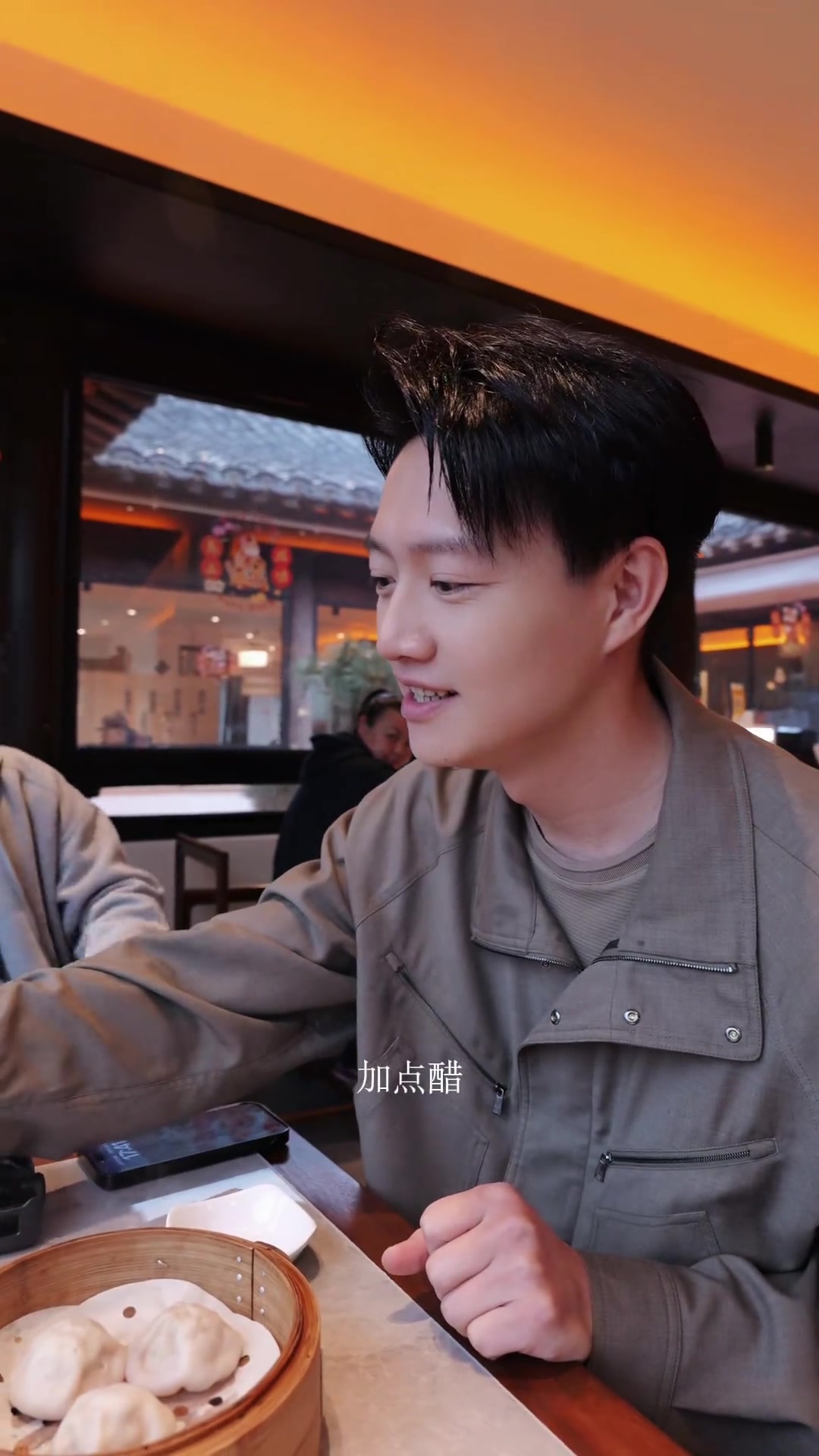 南京老门东鸡鸣汤包,鲜香四溢,古都烟火气十足!