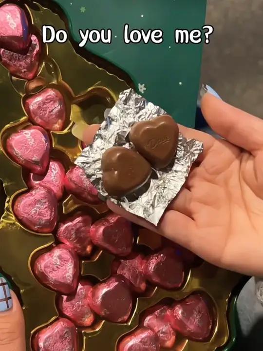 拖好朋友福！冬天第一盒德芙心语巧克力我也拥有了！