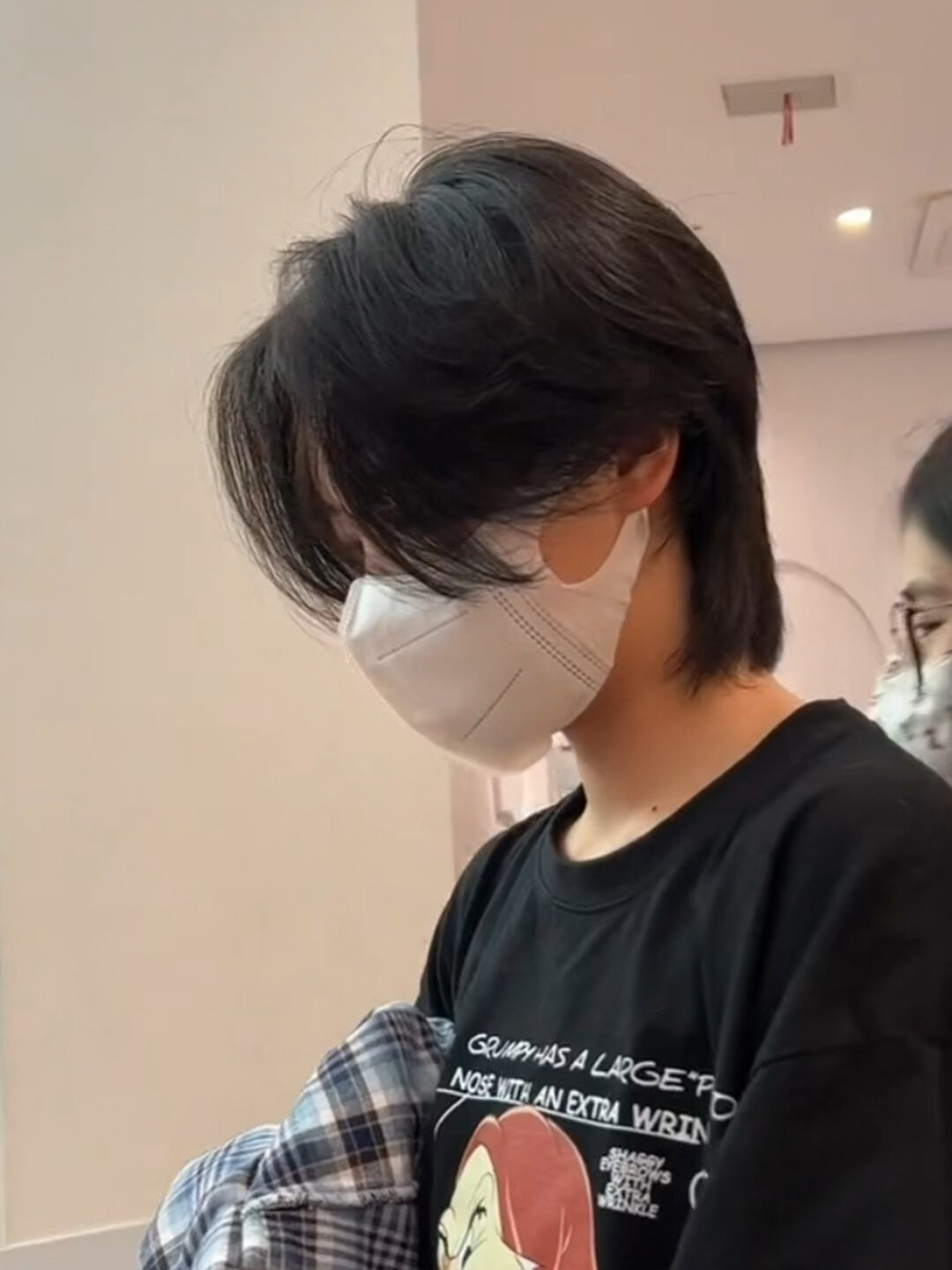 女孩子都无法拒绝的发型狼尾鲻鱼头短发