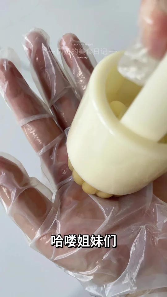 自制广式莲蓉蛋黄月饼|不开裂!一天就回油