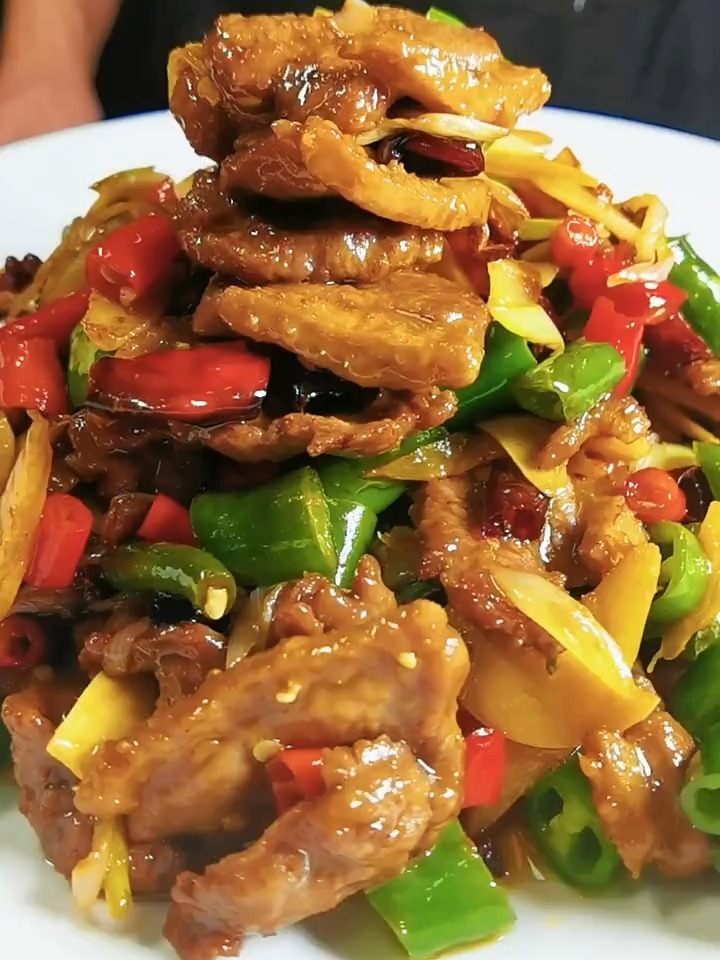 炒鸭胸肉,这样做的恁可吃过没?