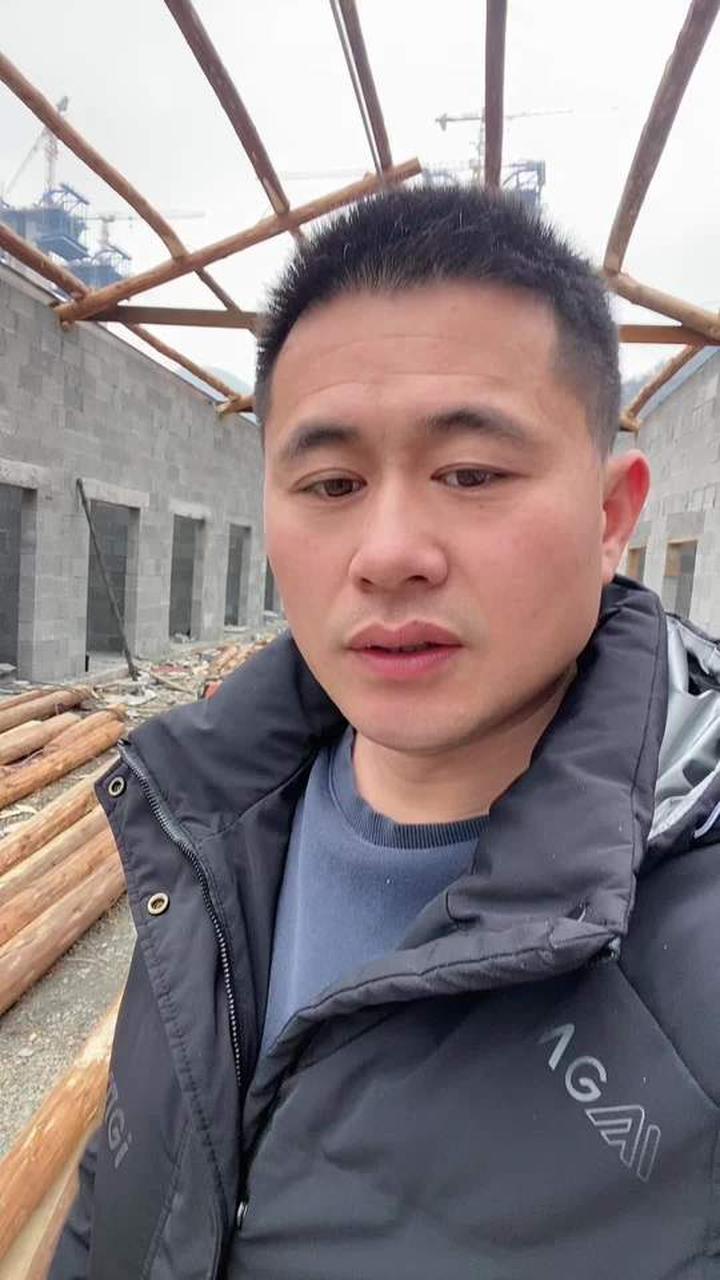 今年扩建60间熏房，腊肉产能扩三倍