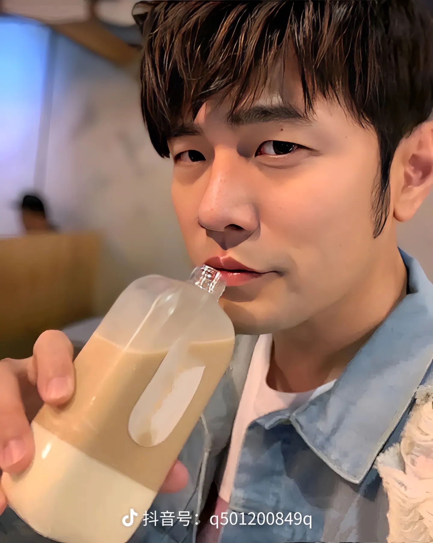 周杰伦带火的奶茶!麻吉餐饮公司被执行95万
