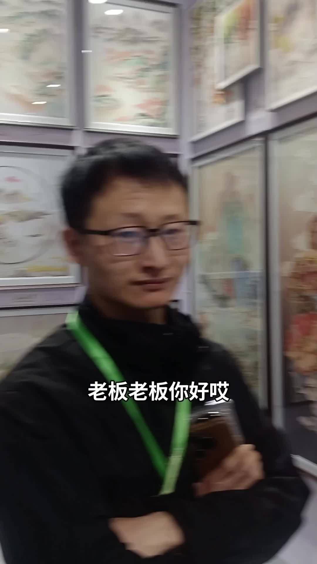 玄关装饰画哪款比较招财?金龙鱼挺好 装饰画厂家 家居装饰画 玄关装饰画 玄关画 玄关装饰画