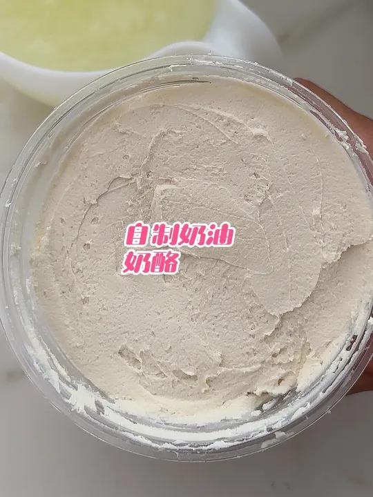 做梦也没想到奶油奶酪竟然只需三种材料在家就能做,并且做了巴斯克蛋糕