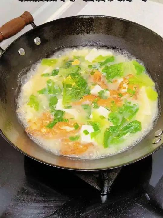 生菜豆腐鸡蛋汤,低脂低卡,营养又好喝#家常菜#豆腐#鸡蛋汤#生菜
