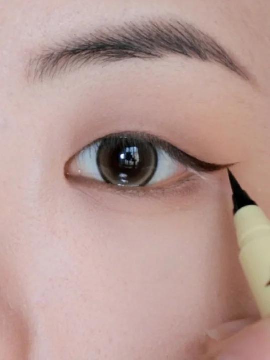 单眼皮|肿眼泡初秋燕麦奶茶眼妆教程