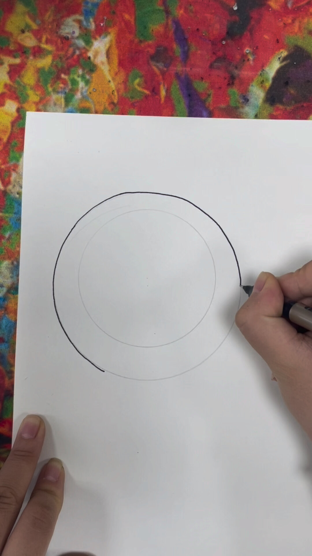 是你喜欢的蛋仔吗,这样画蛋仔简单又可爱