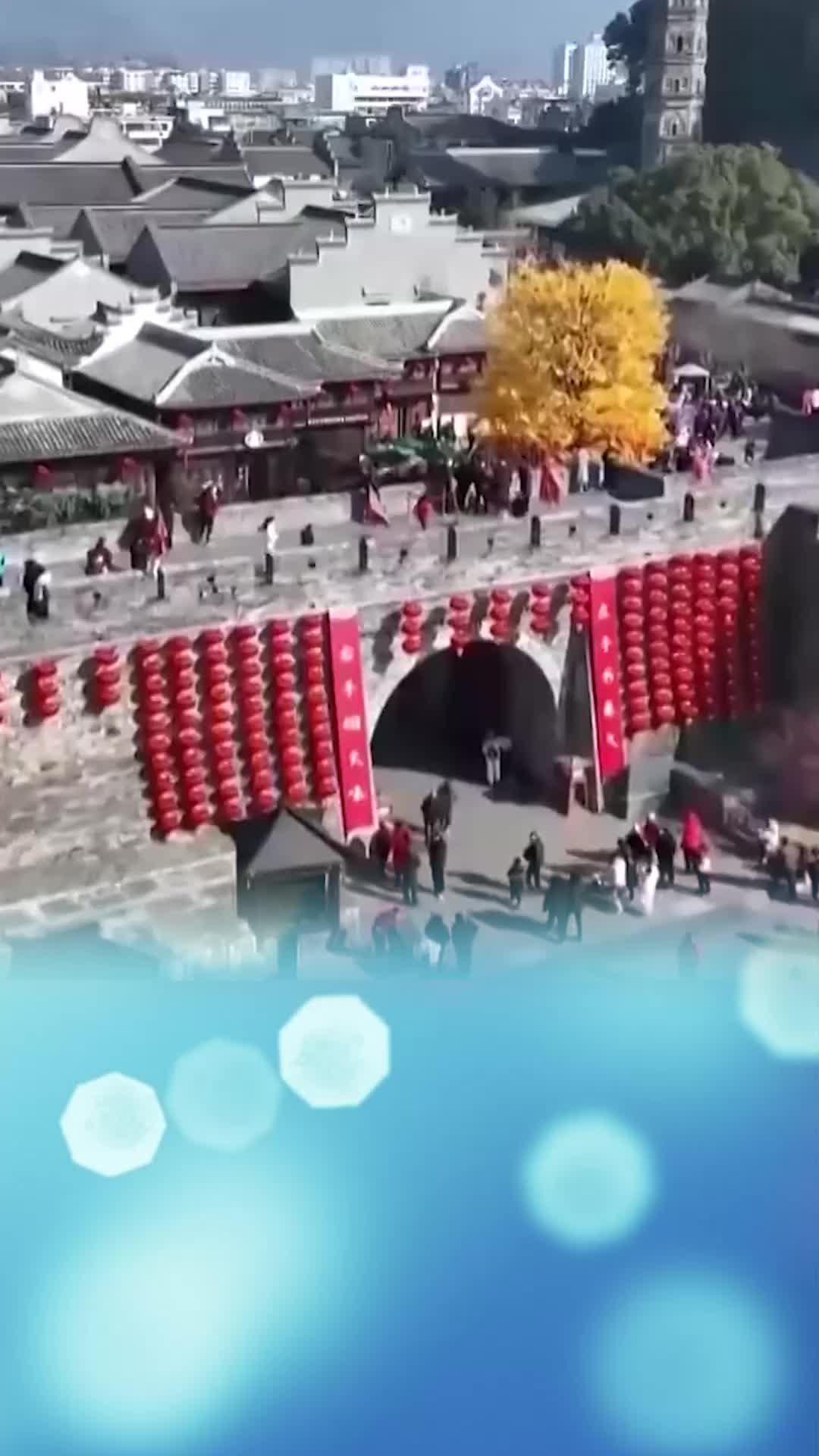 60秒新闻加油站丨杨铭宇黄焖鸡被曝后厨乱象,国务院挂牌督办