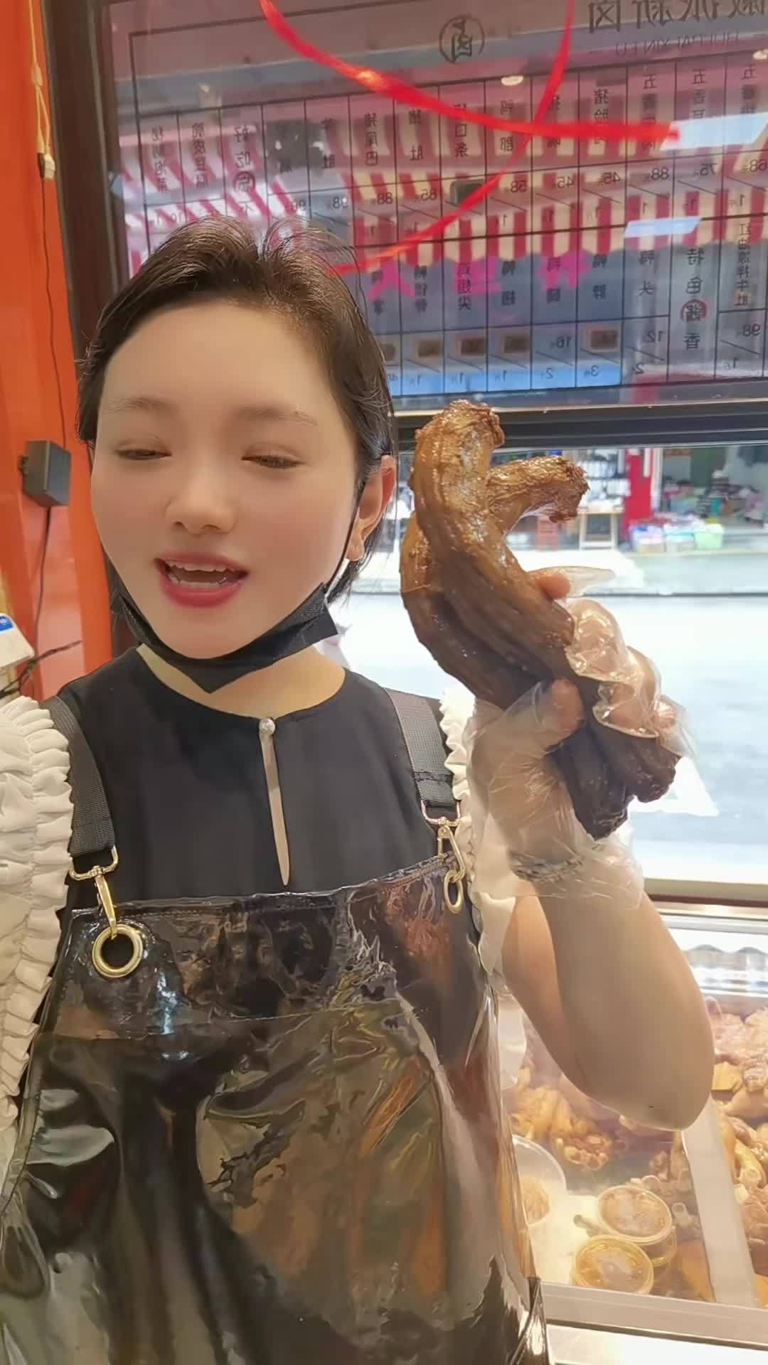 鸭脖 现卤现捞 新鲜食材让您吃得放心 同城好店推荐 秘制卤味