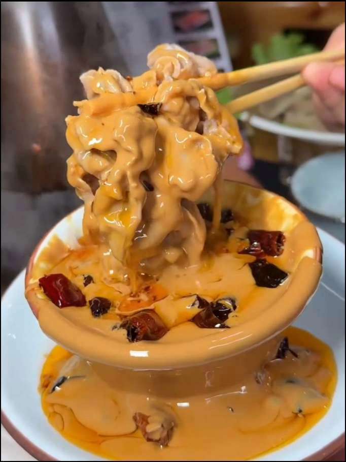 降温了,快艾特你的好友一起吃羊肉火锅!羊肉火锅 铜锅涮肉 火锅