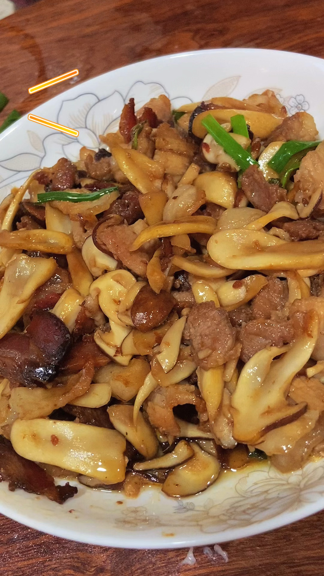 松茸小炒肉 松茸时节 快来尝鲜