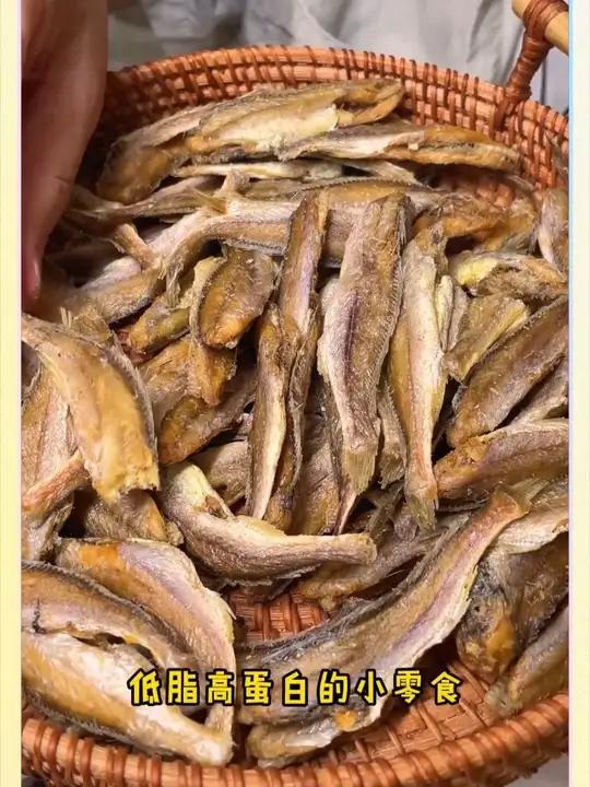 吃黄鱼酥是个幸福事儿