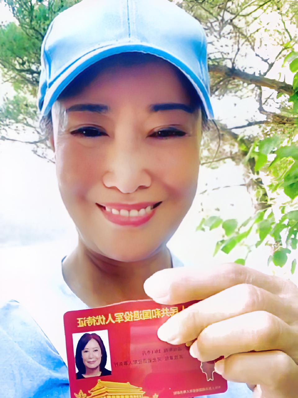 我是一名退伍老兵,也是一名癌症晚期患者,回山东海阳家静养已一周了,今天73年老班长驱车83