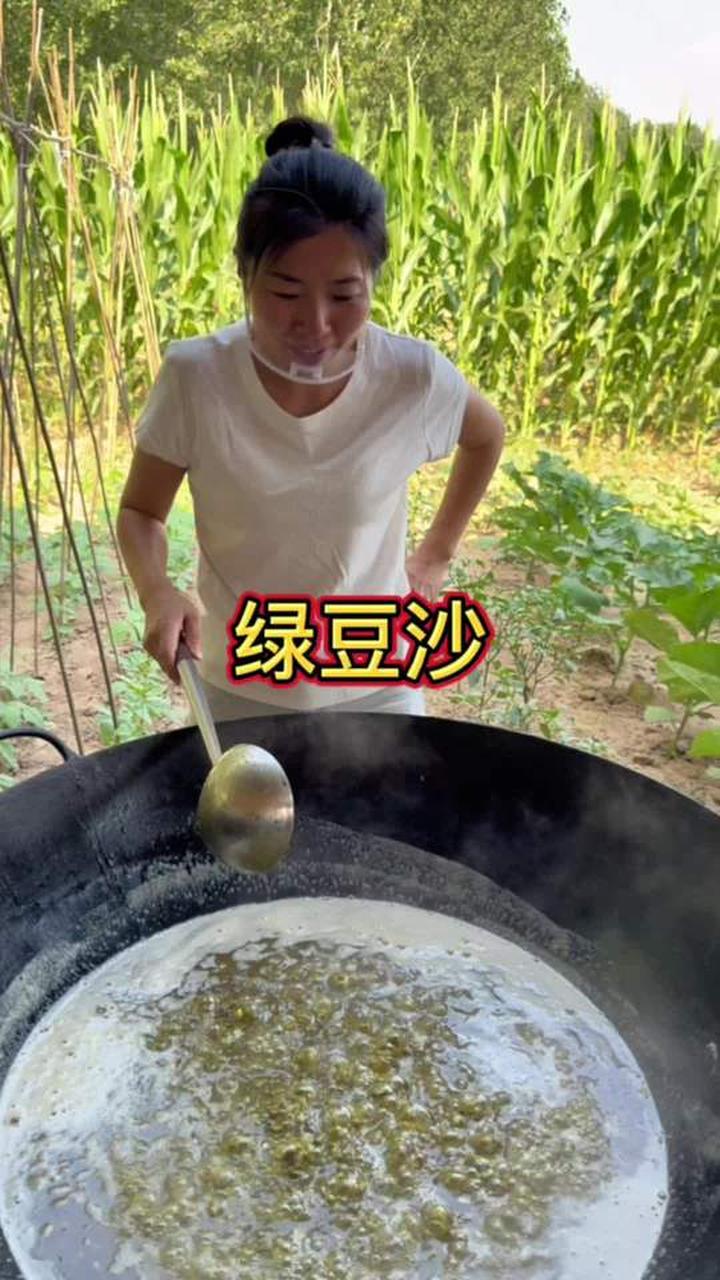 第一次在农村家做冰镇绿豆沙拿去卖