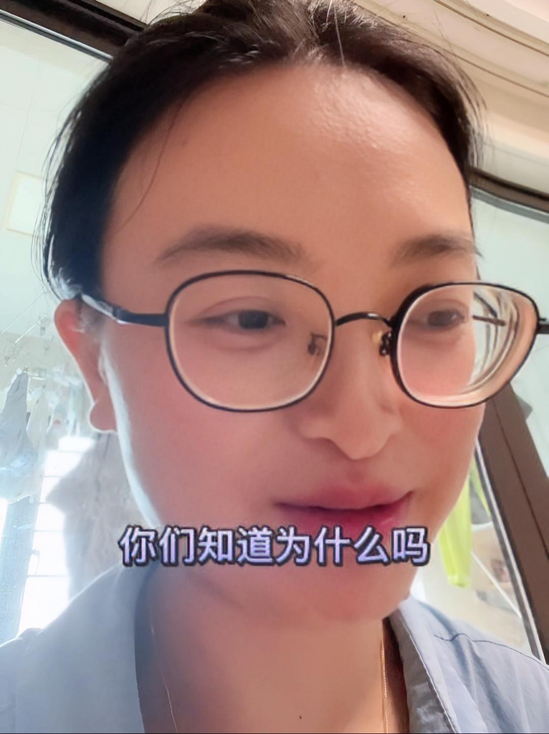 谷饲山姆牛肉饼!一开始买来做汉堡的,结果发现他跟盒马的那款不一样,是淡的,所以一直闲置,今