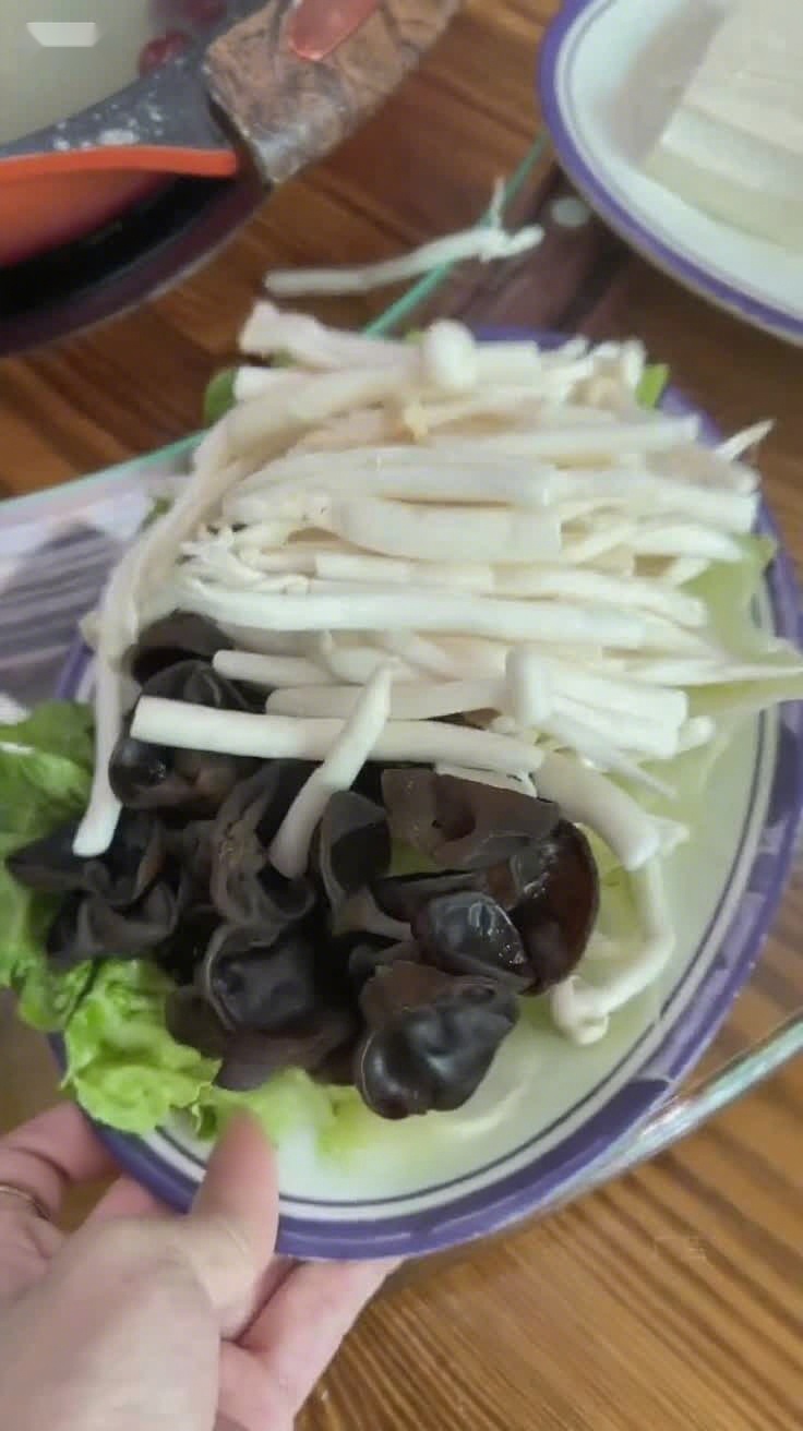鸡子牛鞭甲鱼组合,能碰撞出啥滋味
